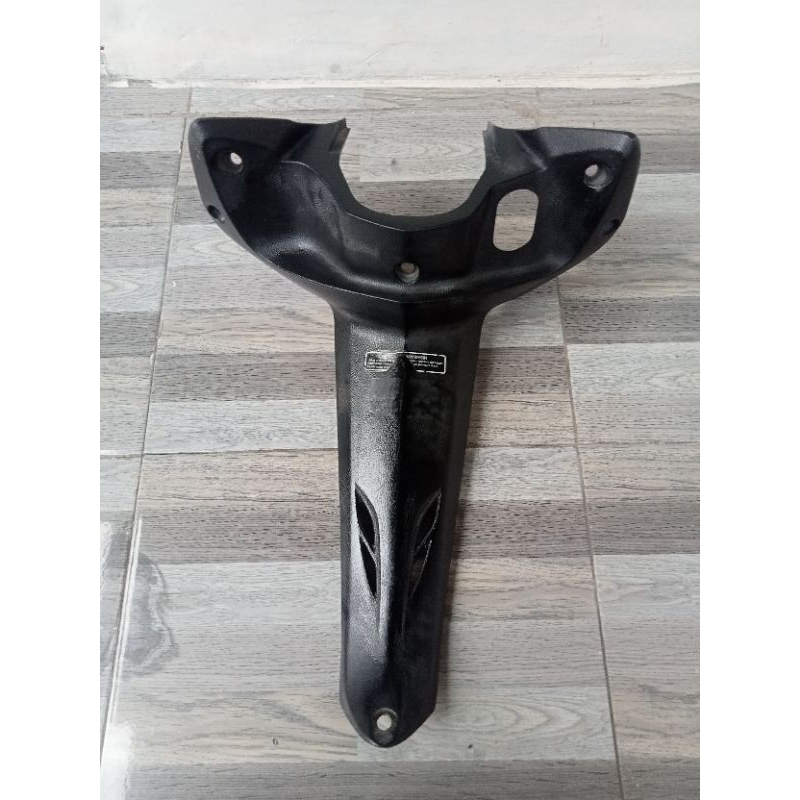 cover tengah Revo lama original second