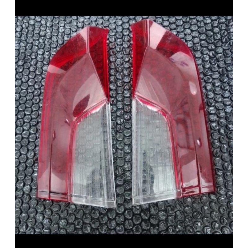 Mika Lampu Bagasi Mika Reflektor Bagasi Suzuki ERTIGA XL7 Original