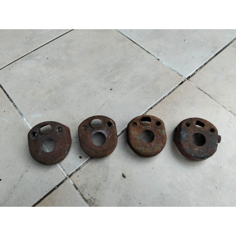 Dudukan bawah pangkon stang supercup C700/800/C70  original
