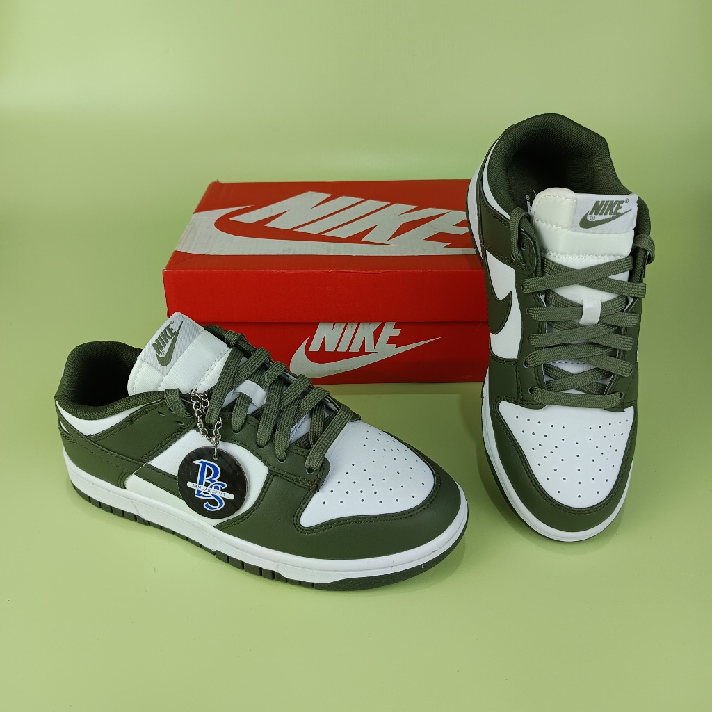 Sepatu SBDunk Low White SKU 'DD1391-100'