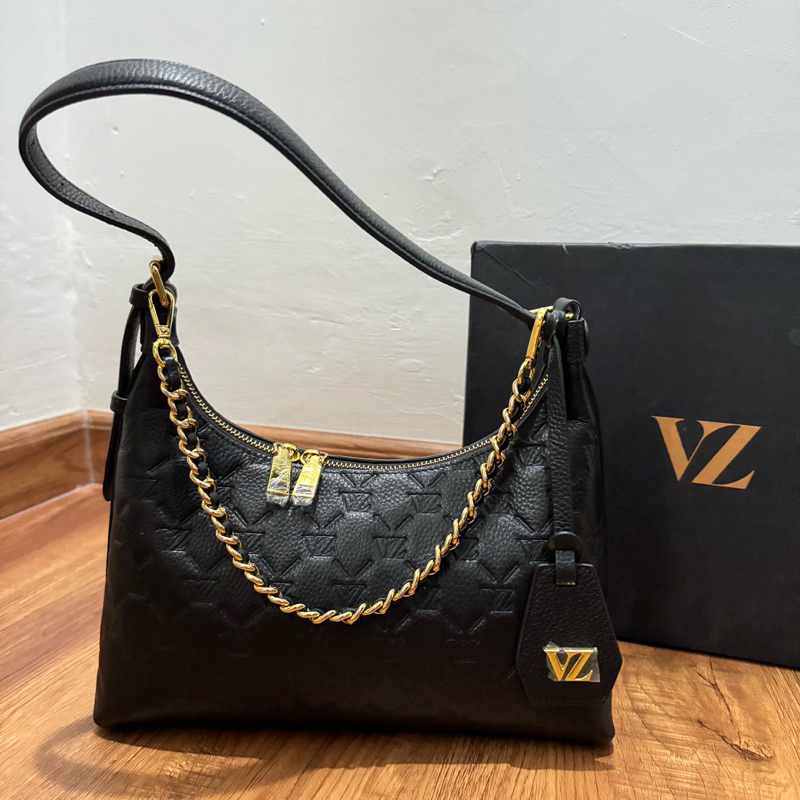 Preloved LIKE NEW Vivi Zubedi Shoulder Bag Monogram Embossed BLACK