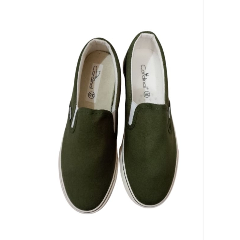 sepatu cewek cardinal bahan kanvas hijau botol otol