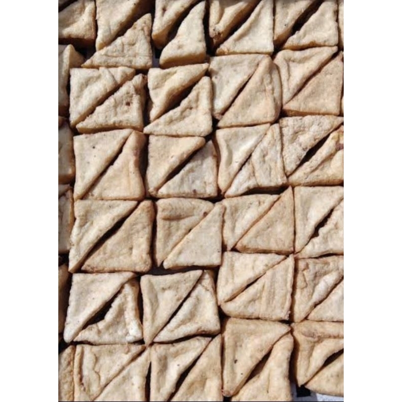 

TAHU SEGITIGA/TAHU COKLAT 20 PCS