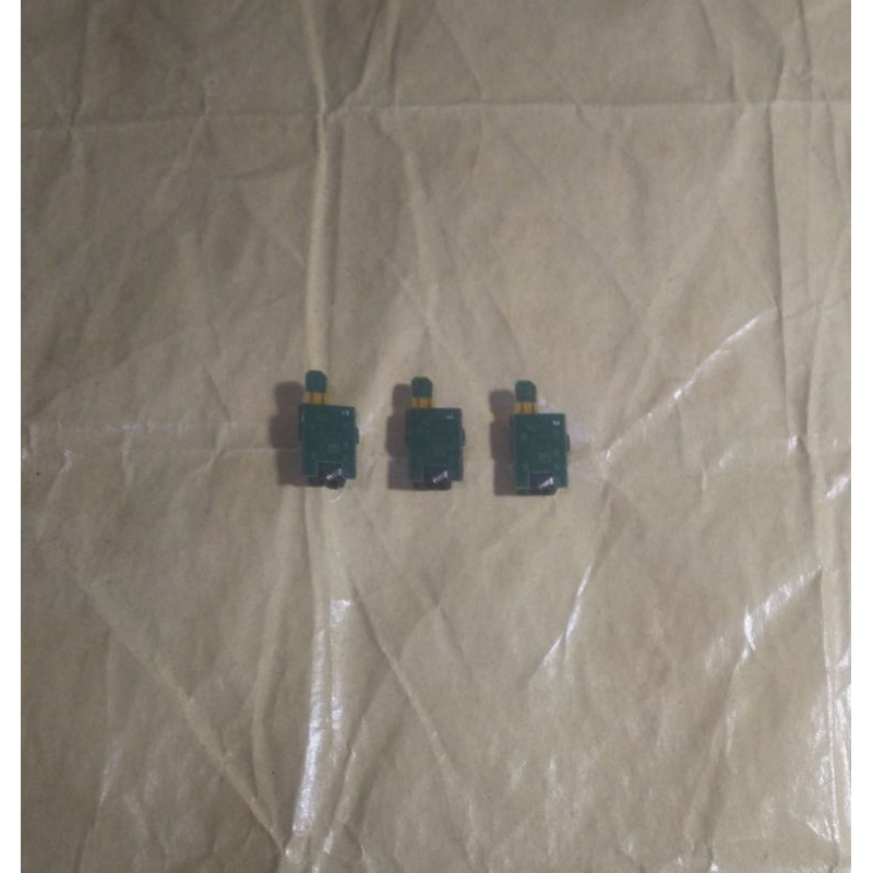 Modul Port Jack Headphone 3.5mm Sharp 402SH Original Copotan