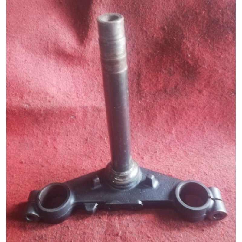 segitiga bawah vixion old /new original