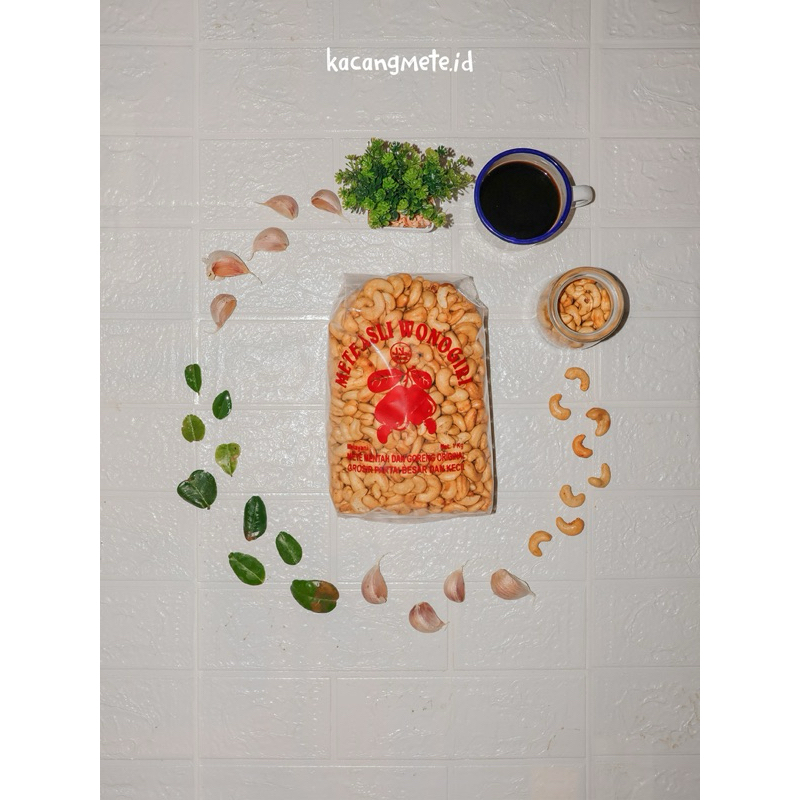

Kacang Mete Goreng Premium Super 1KG