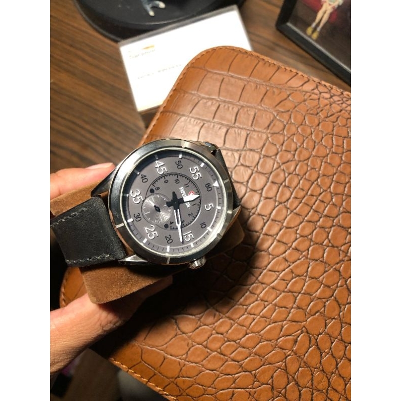 expedition watch E6832M