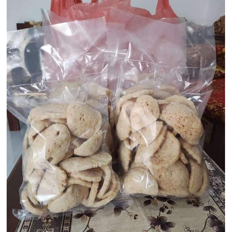 

Kemplang ikan ciu(Selar) kerok khas Bangka Belitung