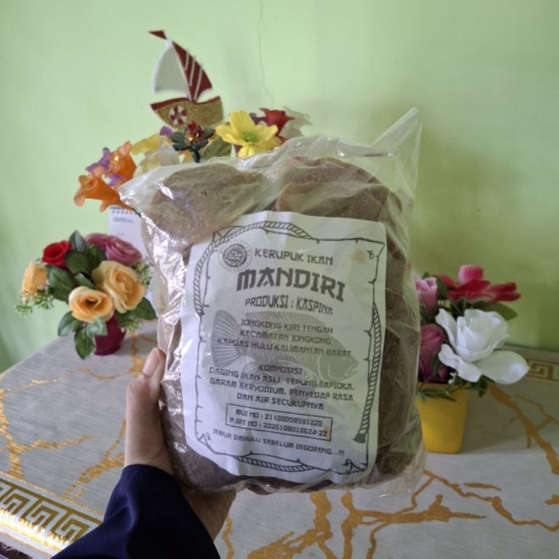 

(500gr) Kerupuk Ikan Kering/ Kerupuk Kering Kapuas Hulu/ Kerupuk kering Jongkong