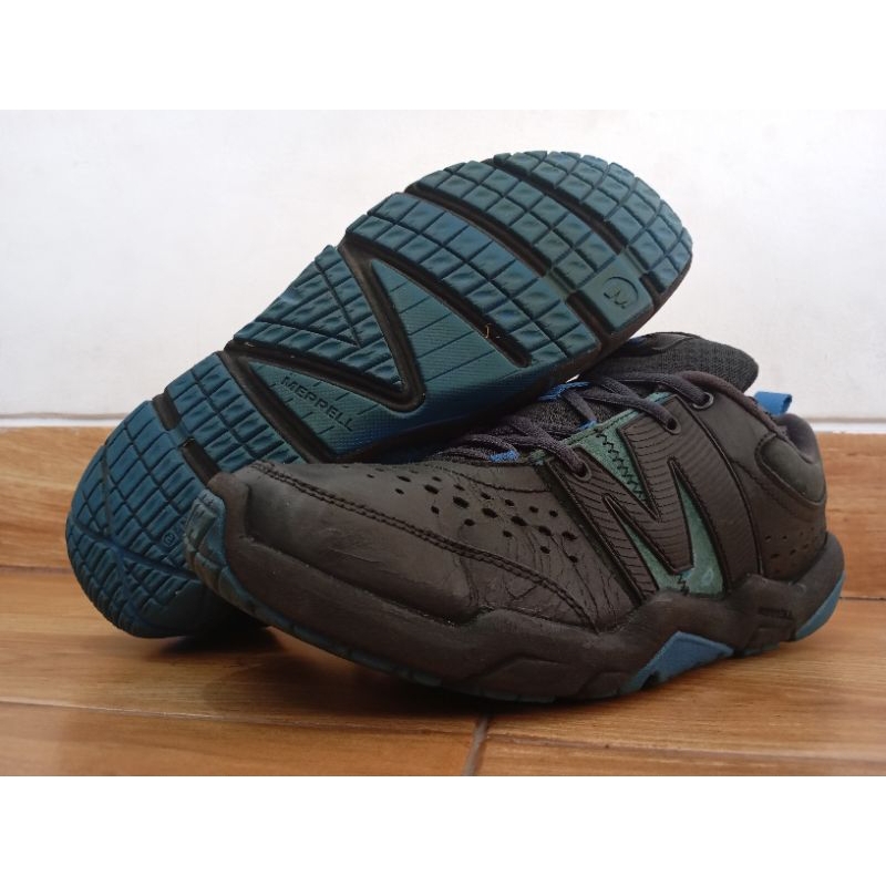 sepatu trekking/hiking Merrell Black Apollo