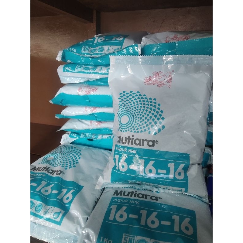 NPK 16 16 16 MUTIARA