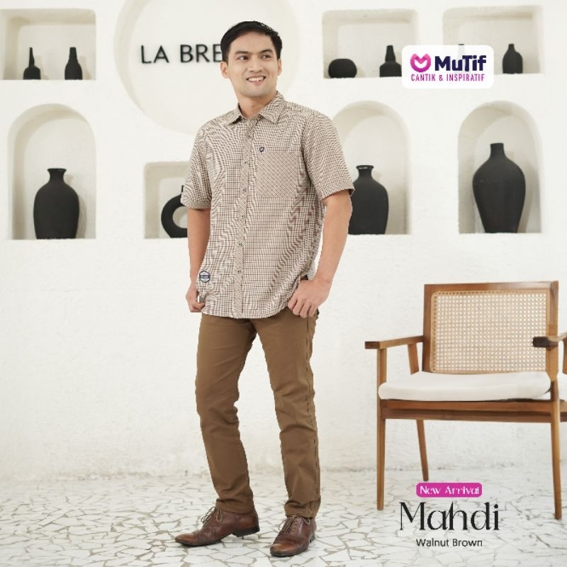 Koko Mutif Mahdi Koko Pria Lengan Pendek Berkerah Simple