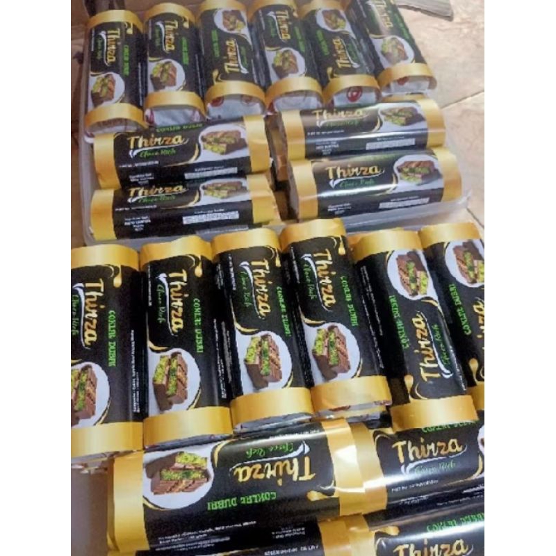 

coklat Dubai thriza isian kunafa asli dan kacang macha berat 110gr