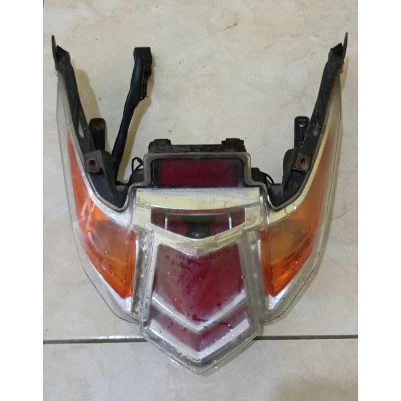 stoplamp/lampu belakang xeon karbu