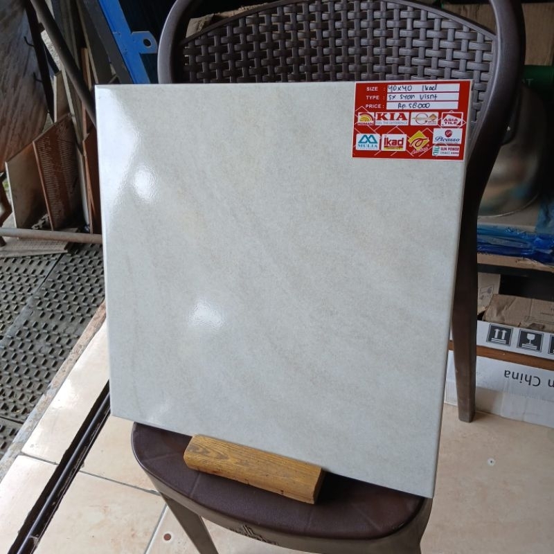 keramik uk 40x40 ikad glosy