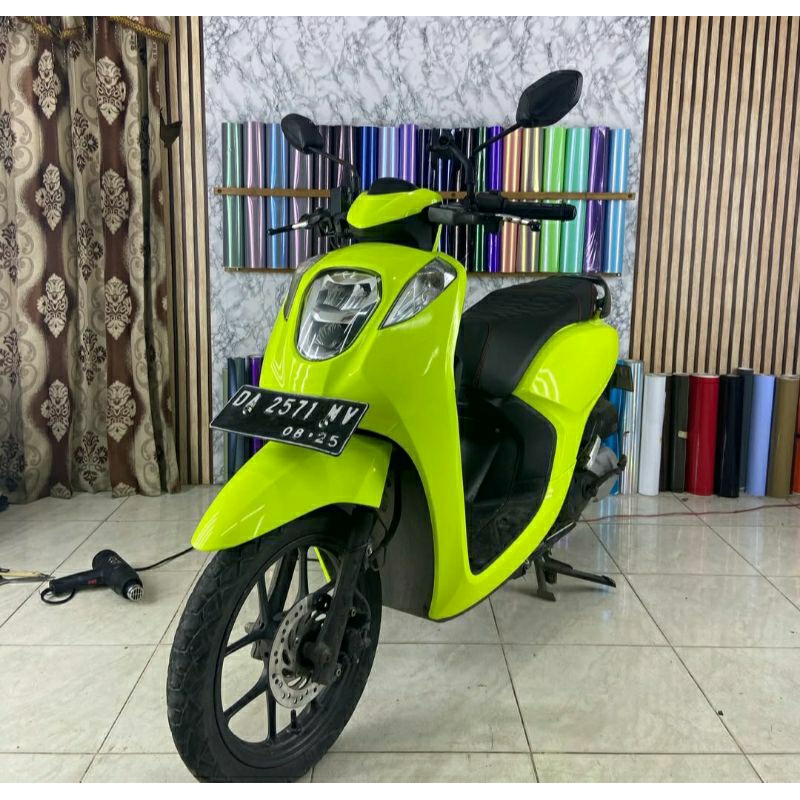 Stiker skotlet hijau muda glossy scotlite motor hijau stabilo sticker warna hijau