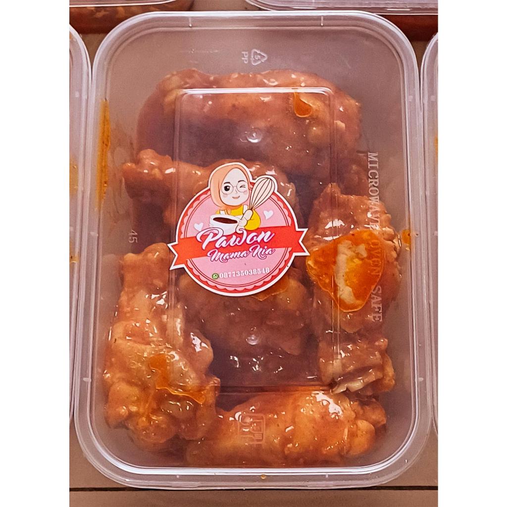 

Chicken Wings / Sayap Ayam Marinasi/ Ayam Bumbu Asin 1000Gr (isi 16-17potong) Wingstik Bumbu Spesial