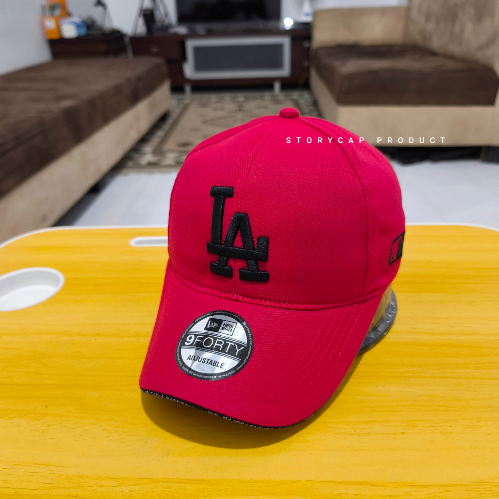 TOPI BASEBALL DISTRO LOGO LA - TOPI BASEBALL PRIA WANITA BORDIR LA MERAH