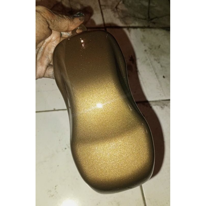 cat PU gold  emas metalik NAX
