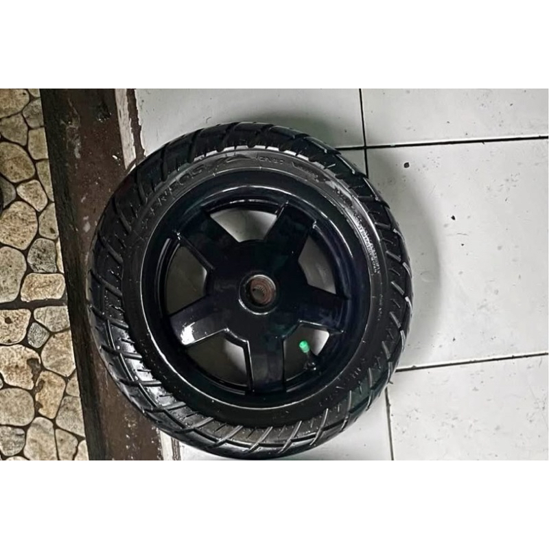 velg belakang ring 10 vespa matic