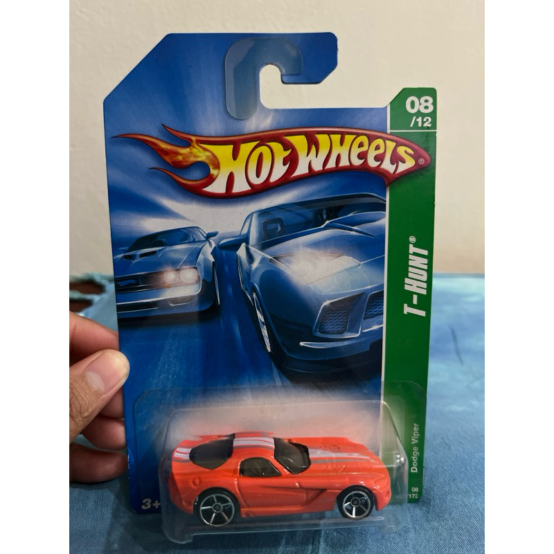 HW Dodge Viper