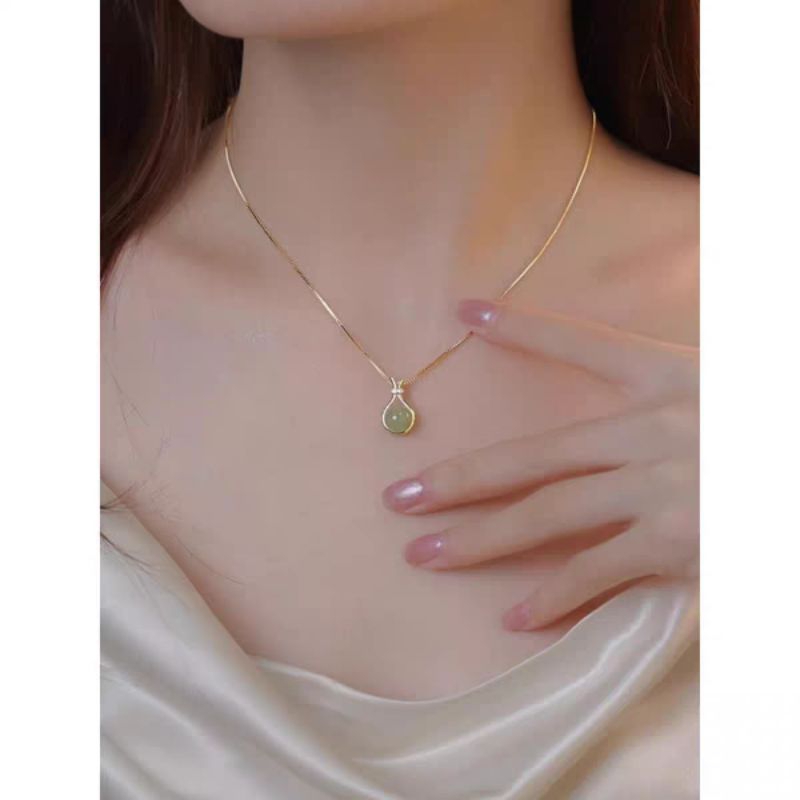 TITANIUM KALUNG GIOK LABU PERHIASAN WANITA KALUNGE GIOK LABU FASHIONABLE