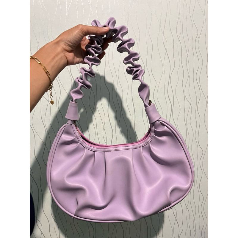 [PRELOVED] TAS RUFFLE WANITA