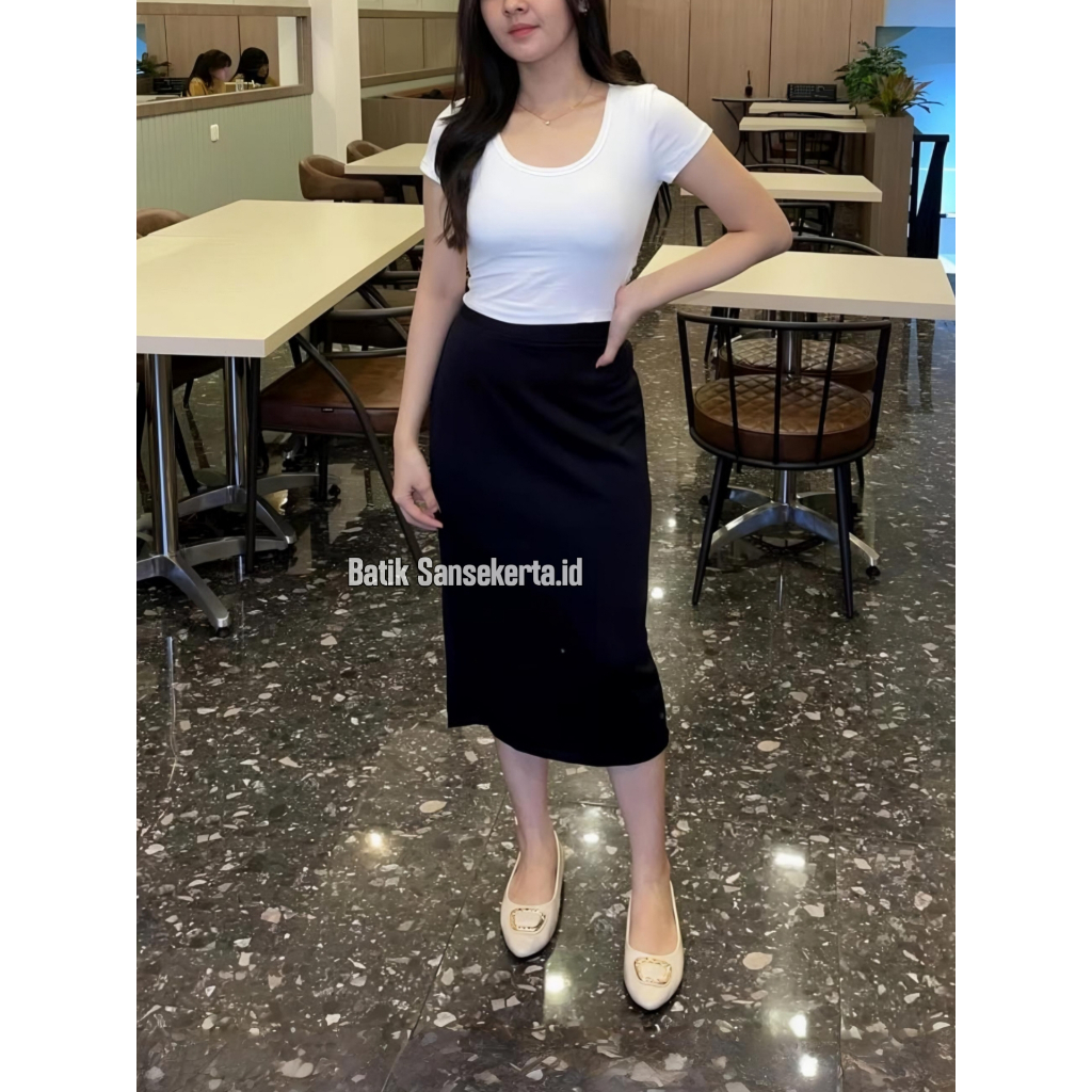 Rok Kerja Wanita Span Pendek 7/8 Polos Formal Kantoran - Batik Sansekerta.id