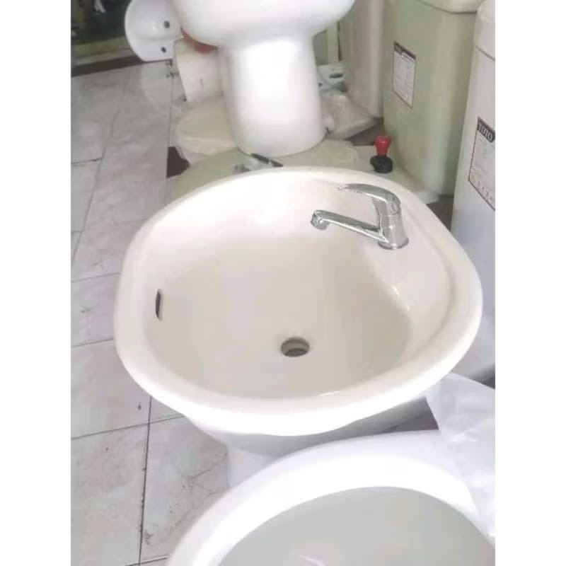 WASTAFEL TOTO OMNI DI ATAS MEJA KOMPLIT SET SIAP PASANG