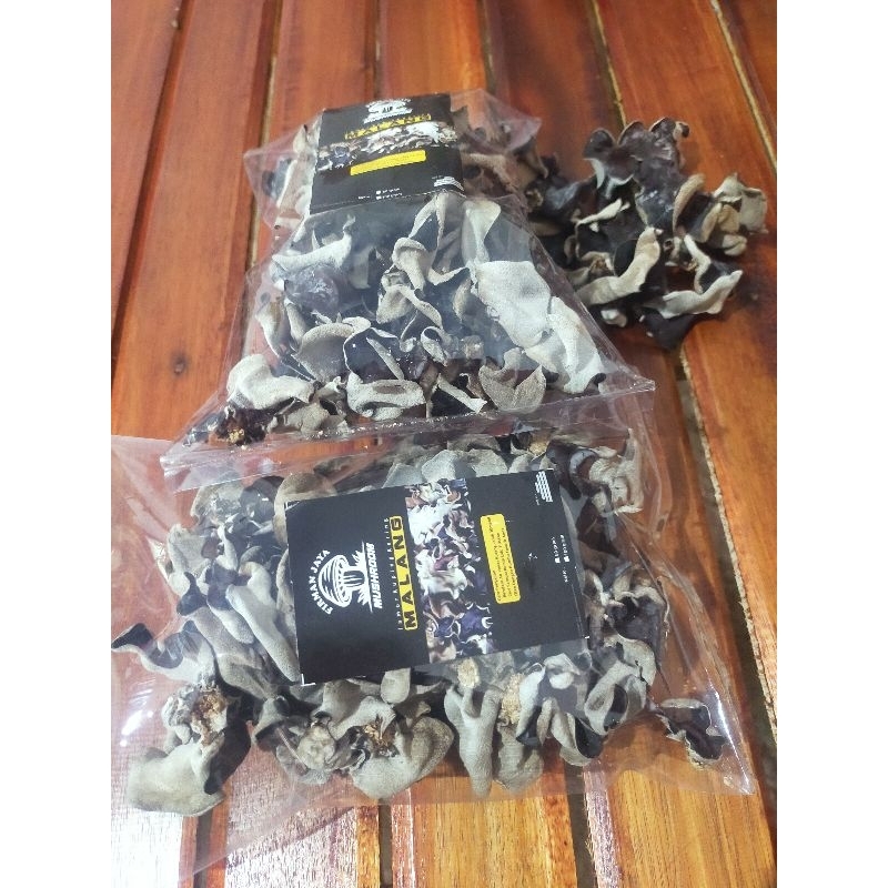 

Jamur Kuping Hitam Kering Organik / Dried Mushroom 50 Gram