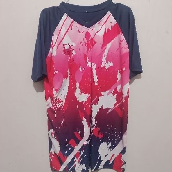 Jersey Badminton Bulu Tangkis Wanita Motif Abstrak Second Original Preloved
