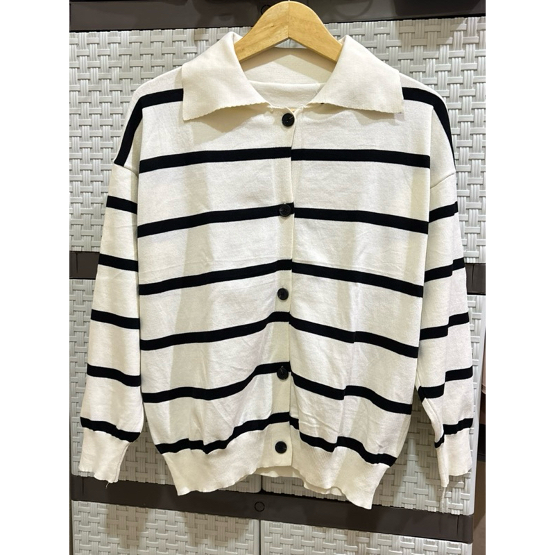 Rajut Vest Kemeja Putih