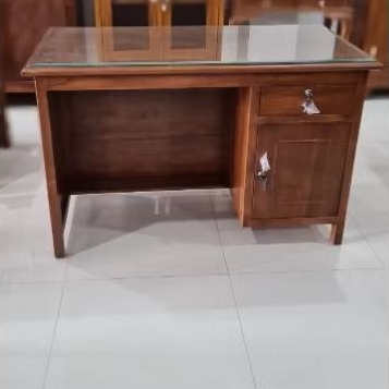 Meja kantor / meja 1/2 biro kayu jati full