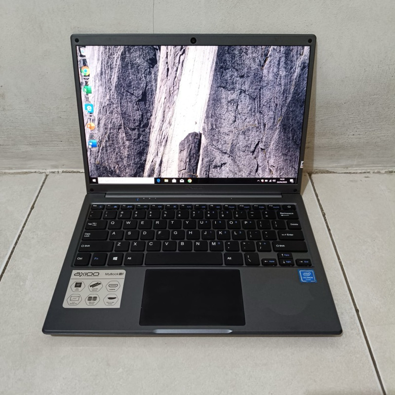 Laptop Axioo Mybook 14F, Layar 2K, Super Jerni, Seri Baru, Super Slim, Normal Lumayan Mulus, Silver.