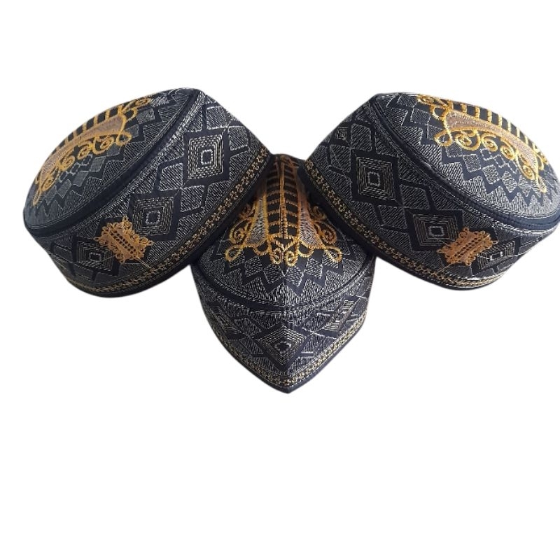 PECI TERUMPAH MOTIF PINTU ACEH Kopiah  Songkok