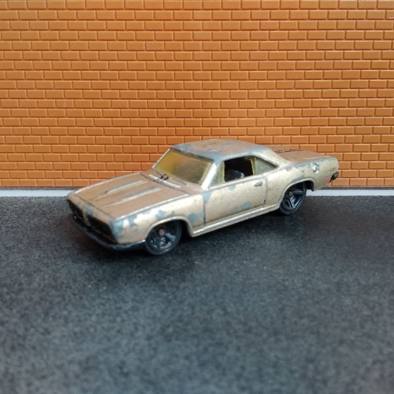 Hot Wheels 68 Plymouth Barracuda Formula S Loose