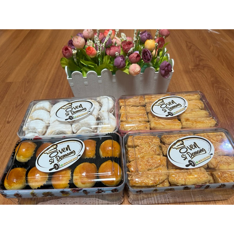 

Kue Kastangle Keju Premium / Kue lebaran / Kue Kering Kastangle Keju / SI DEMANG