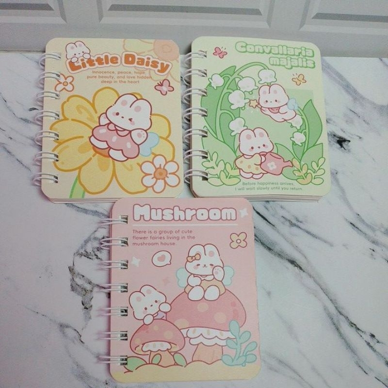 

Notebook Ring Motif Bunny Plant / Buku catatan A7