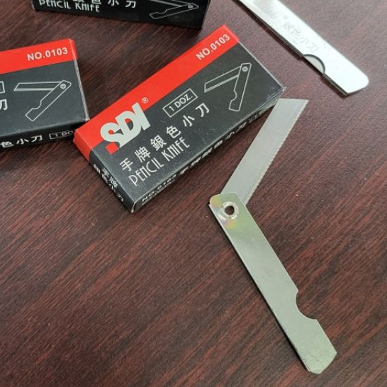 

1 Pcs Silet Pisau Lipat Mini Cutter Pemes SDI 0103