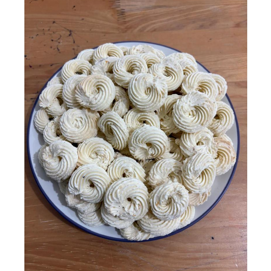 

KUE LEBARAN KUE SAGU ACI 100 GR / KUE SAGU ACI