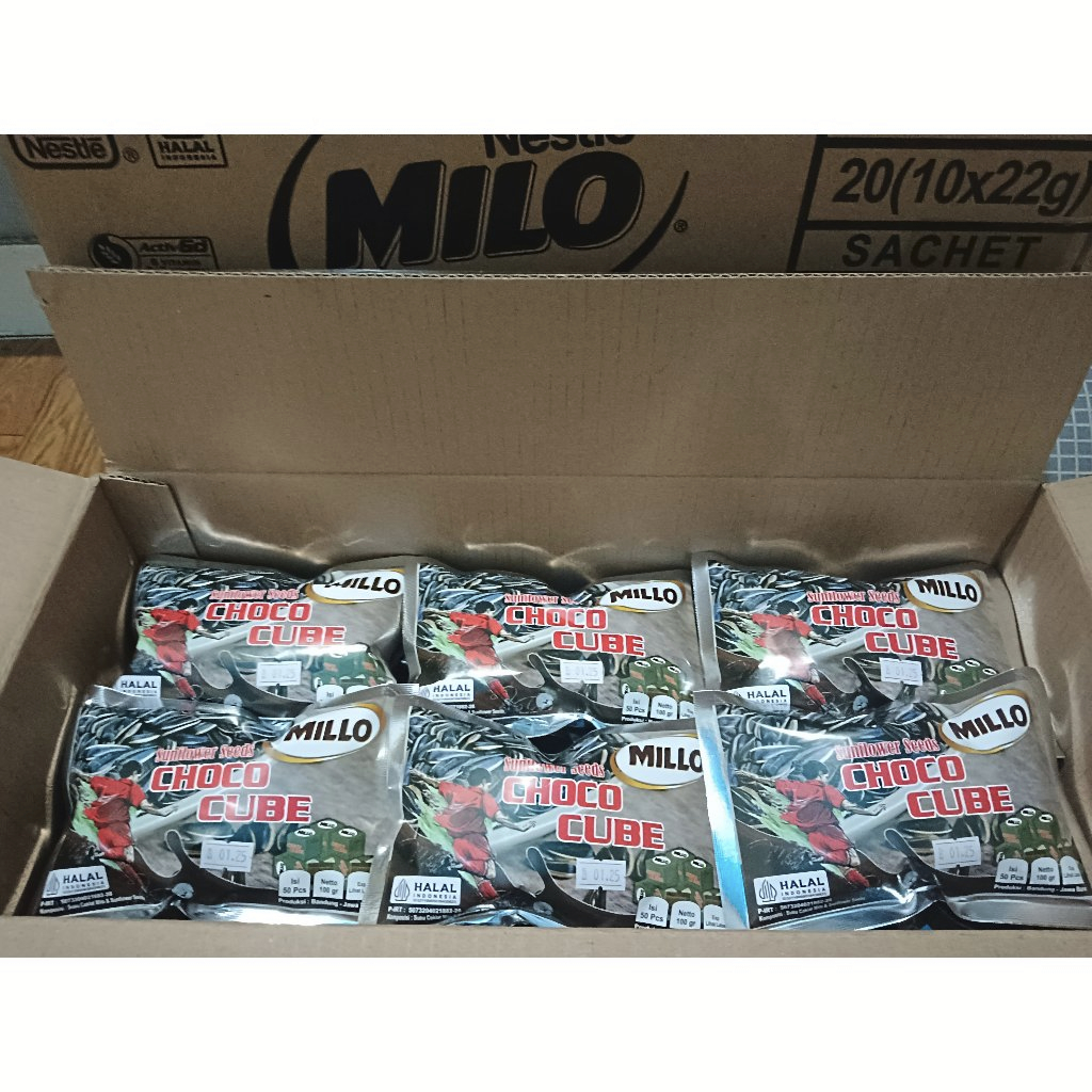 

Millo Cube Lokal Kwaci 1 Dus/Karton (Isi 40 Pack Per Pack Isi 50 Cube)