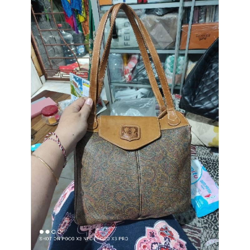 Tas Hobo Kulit Preloved