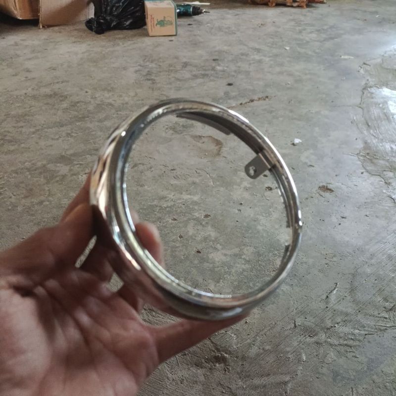 ring cincin plat pangkon lampu depan dan topi headlamp honda c70 kedudukan