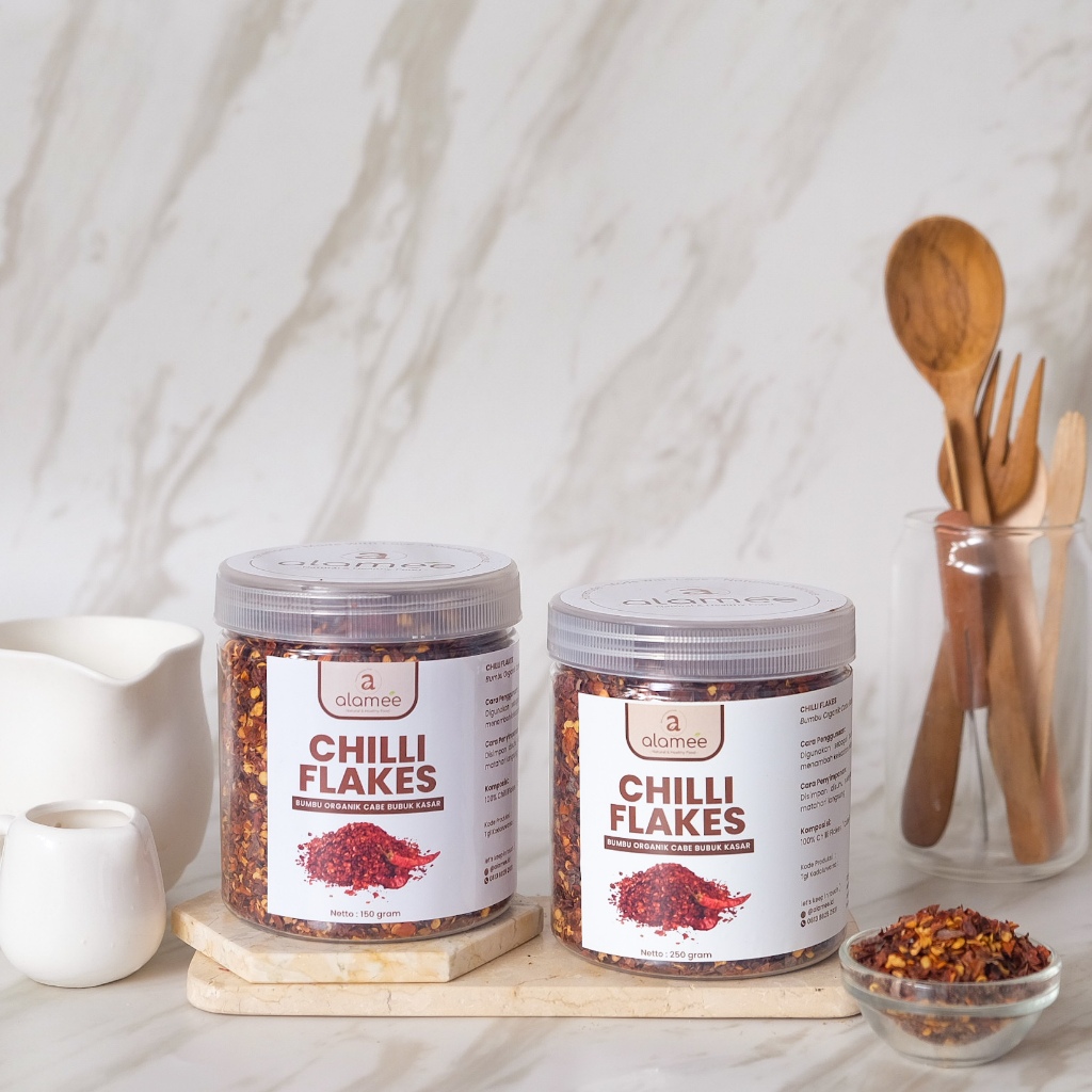 

ALAMEE Chilli Flakes Cabe Bubuk Kasar Cabai Bumbu Dapur Instan Organik Asli Tanpa Campuran 150gr