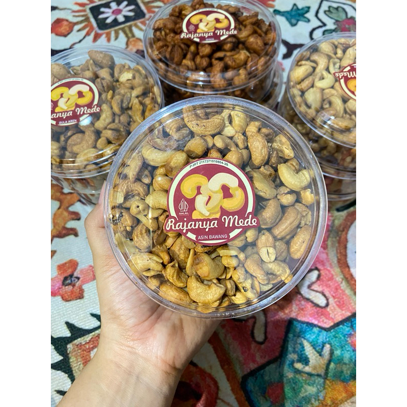 

Kacang mede Asin Bawang