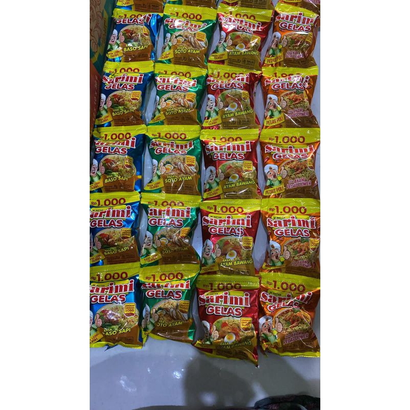 

Sarimi Gelas Renteng isi 10 pcs