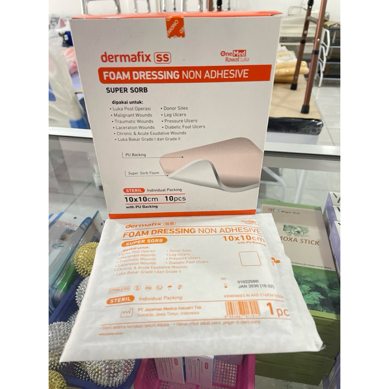 FOAM DRESSING / DRESSING FOAM 10x10 DERMAFIX / RAWAT LUKA / SORB FOAM