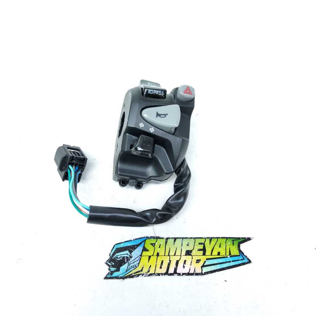 Promo Holder Kiri Lampu Vario Led New 125 / 150 2018 2019 2020 2021 2022 2023 Blacklist 574 Domino B