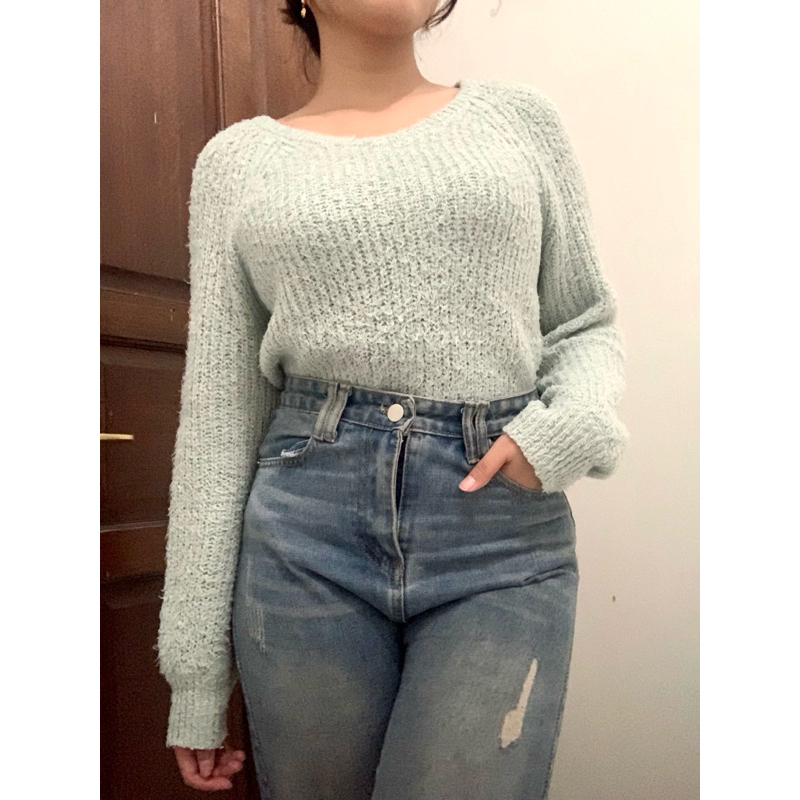 PRELOVED KNIT SWEATER MINT GREEN V NECK EARTH MUSIC & ECOLOGY