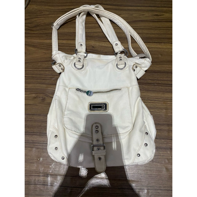 tas guess putih